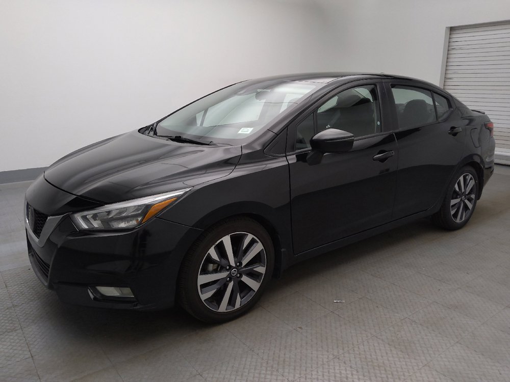 Used 2020 Nissan Versa SR FWD image 2