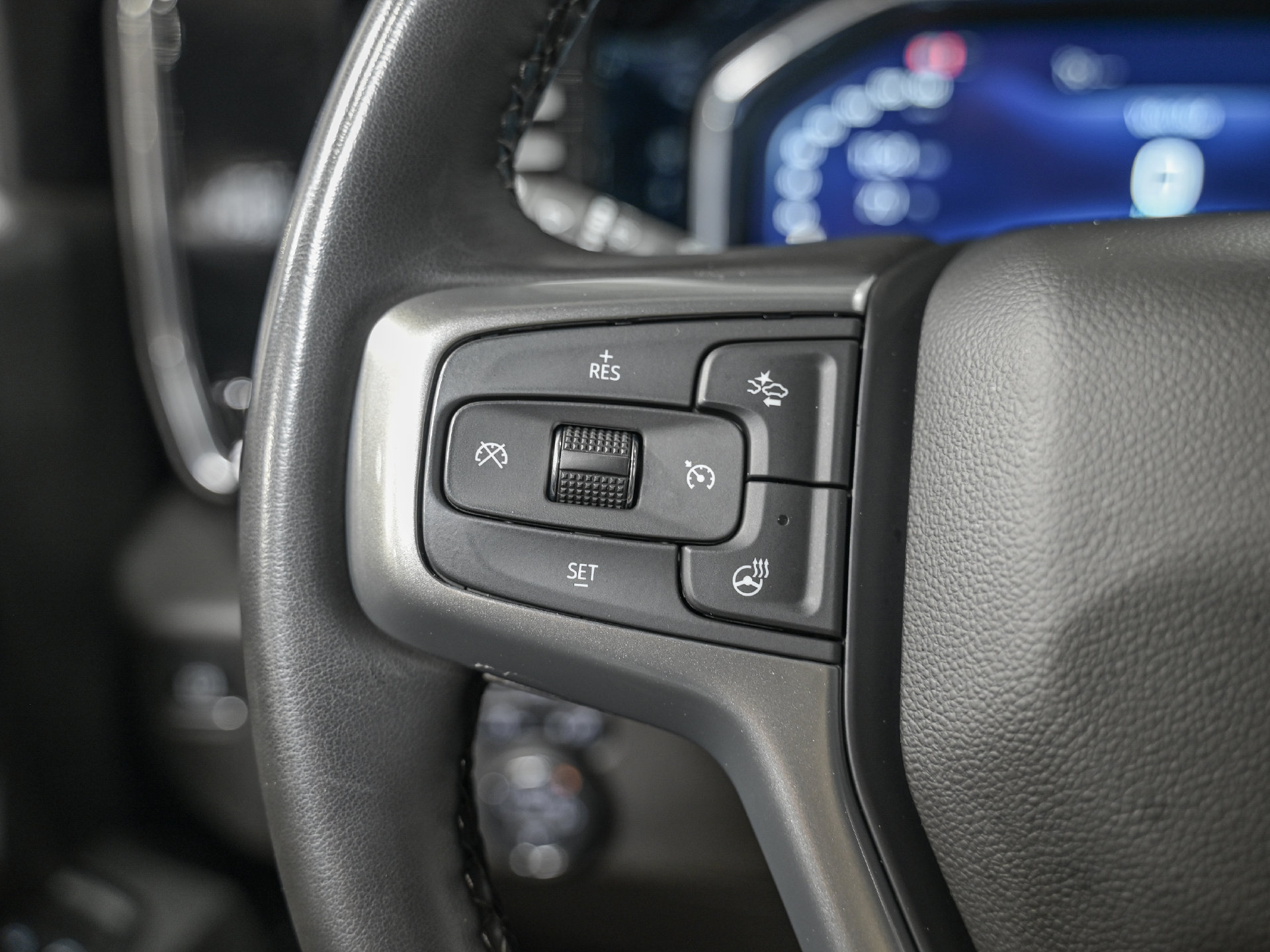 Used 2024 Chevrolet Silverado 1500 RST AWD/4WD image 19