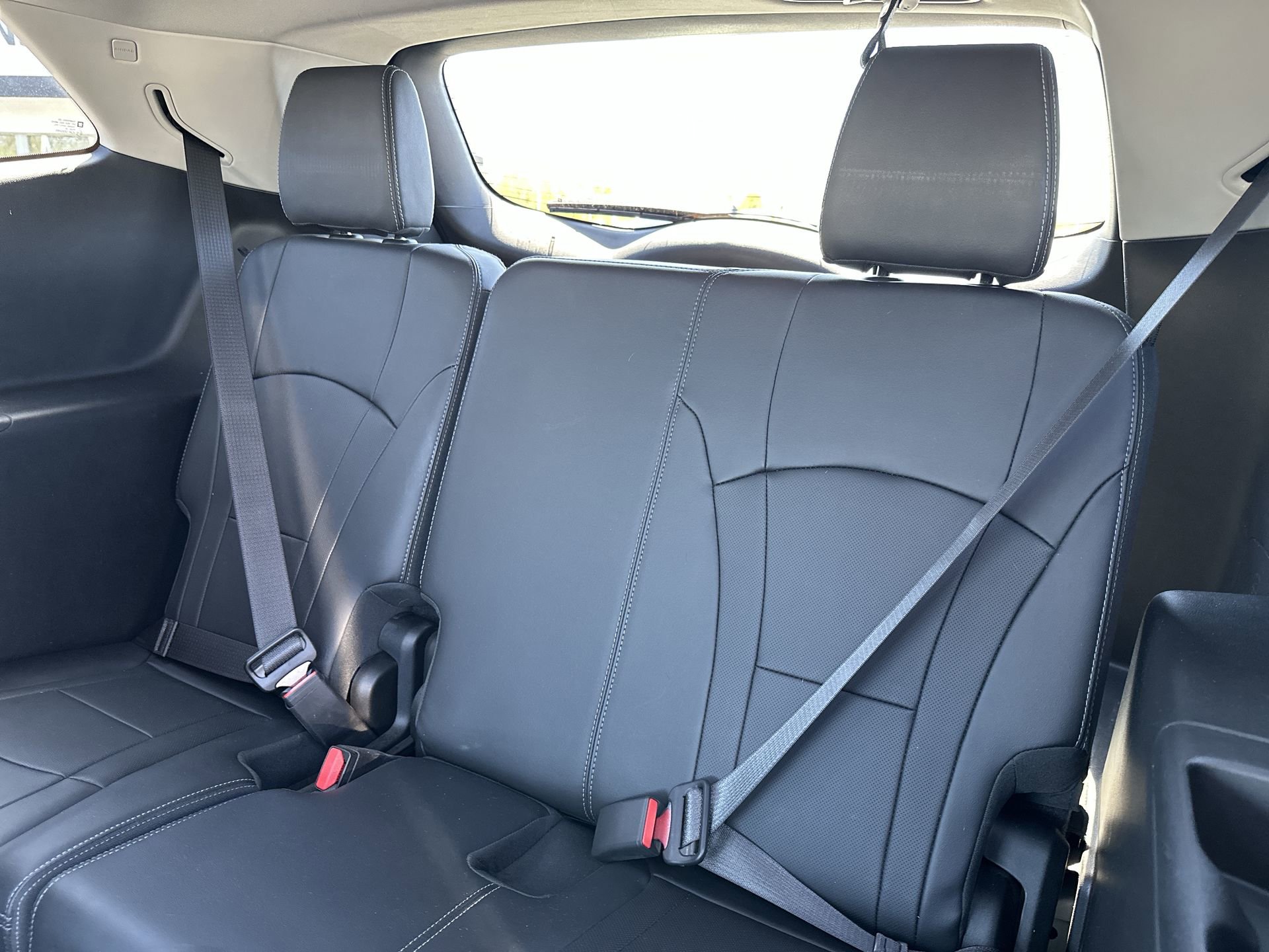 Used 2019 Buick Enclave Avenir w/ Avenir Technology Package AWD/4WD image 23