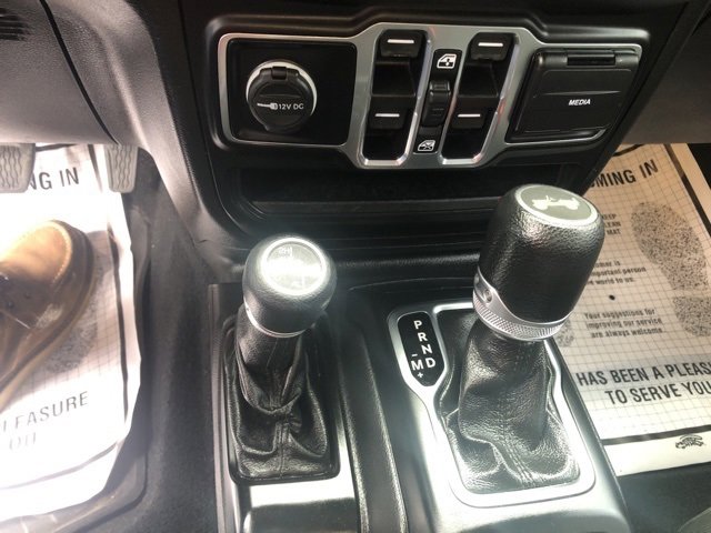 Used 2021 Jeep Wrangler Unlimited Sport image 15