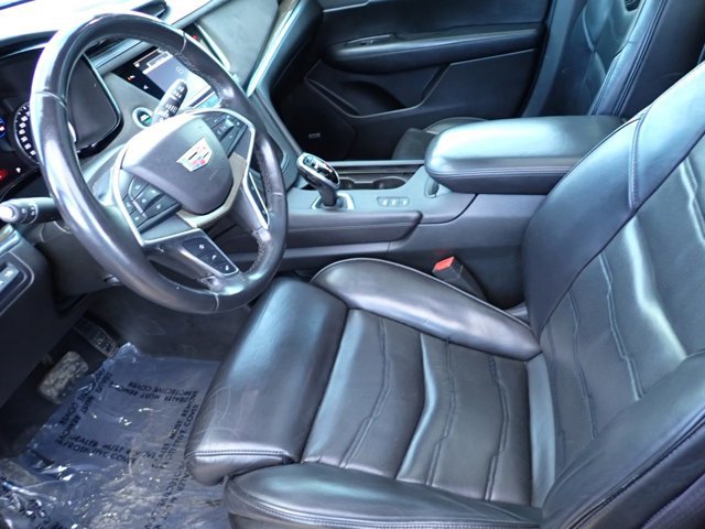 Used 2017 Cadillac XT5 Platinum w/ Driver Assist Package AWD/4WD image 12