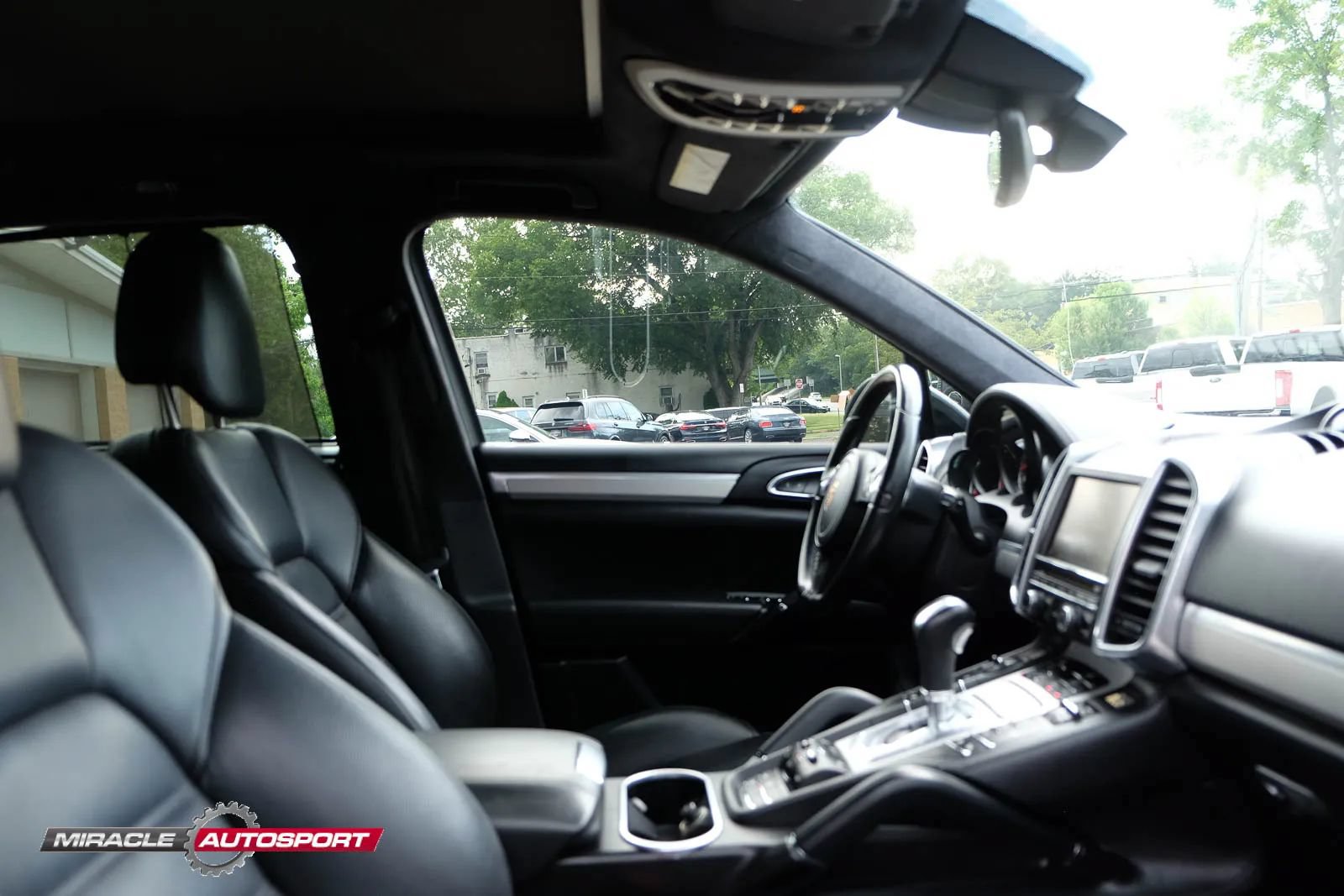 Used 2014 Porsche Cayenne Turbo AWD/4WD image 30