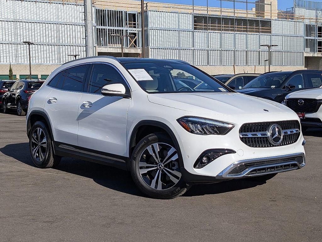 Used 2025 Mercedes-Benz GLA 250 image 4