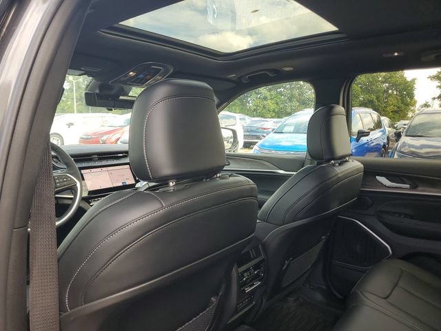 New 2026 Jeep Grand Cherokee Limited AWD/4WD image 10