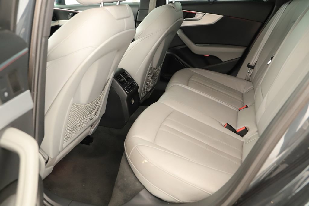 Used 2017 Audi A4 2.0T Prestige w/ Prestige Package AWD/4WD image 34
