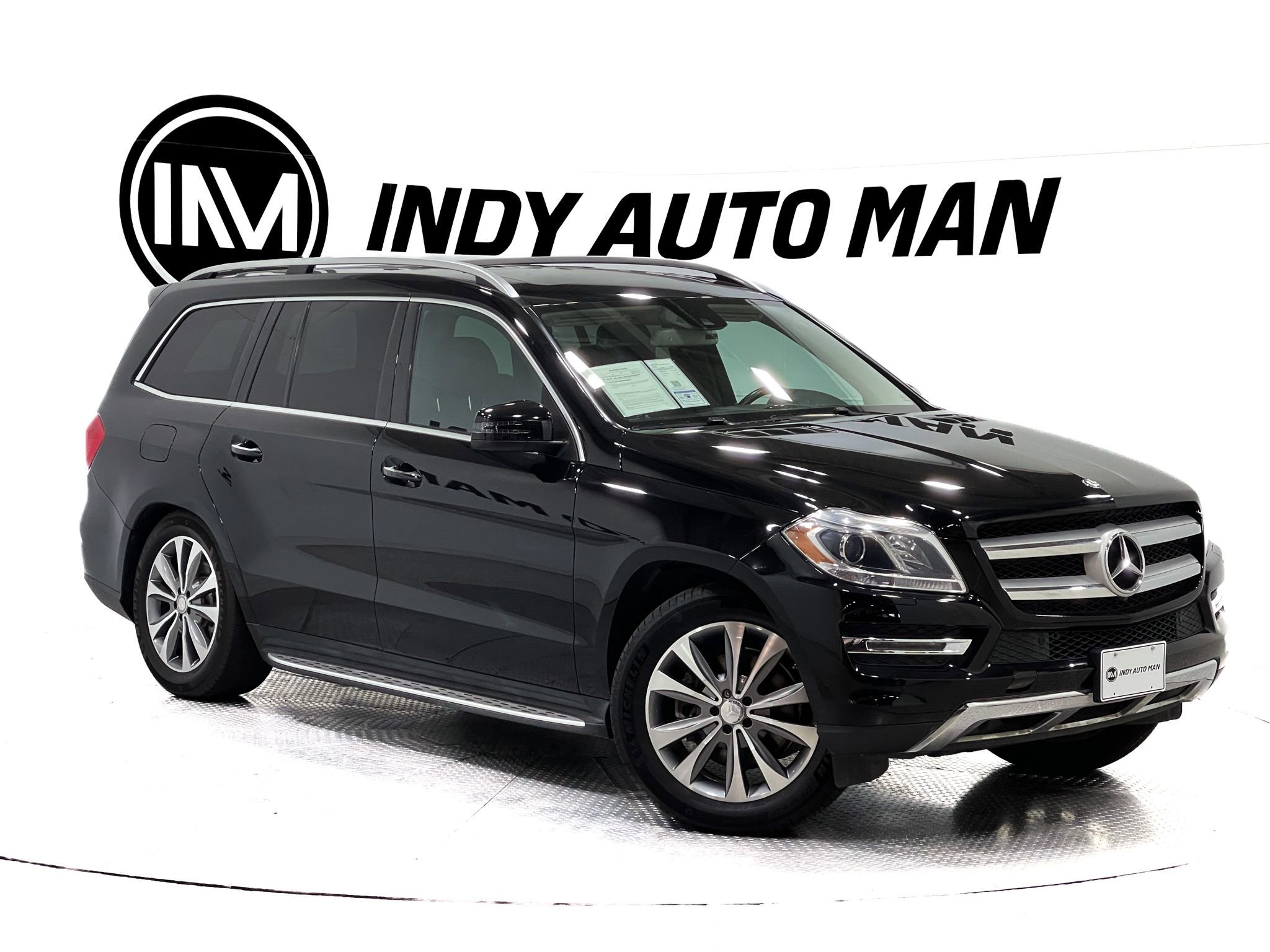 Used 2016 Mercedes-Benz GL 450 4MATIC w/ Premium I Package image 2