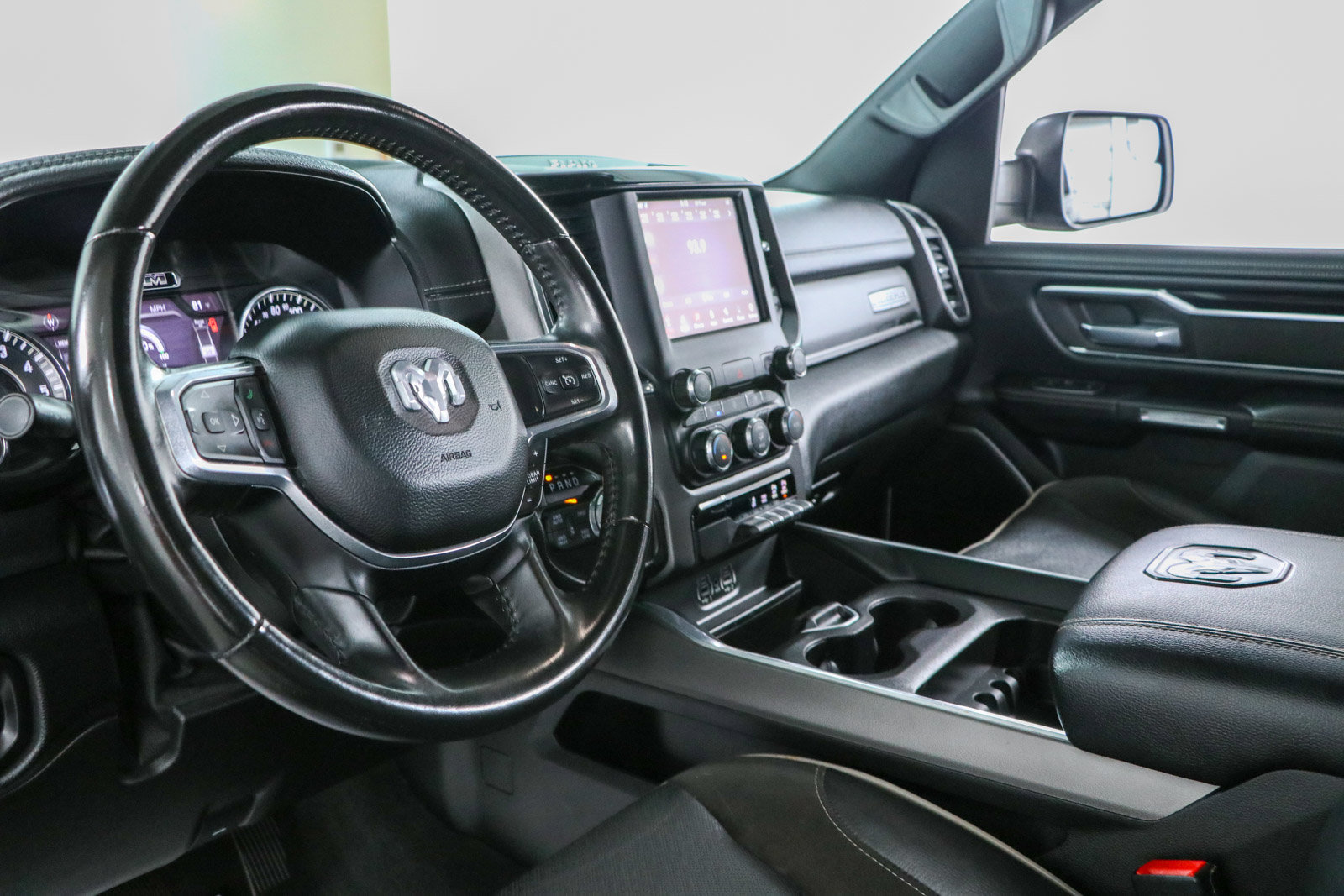 Used 2021 RAM 1500 Laramie w/ Sport Appearance Package AWD/4WD image 23