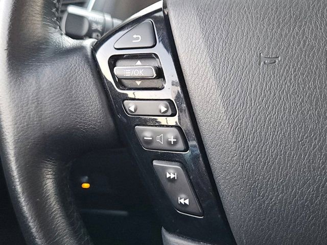 Used 2023 Nissan Armada SL w/ Captain's Chairs Package image 20