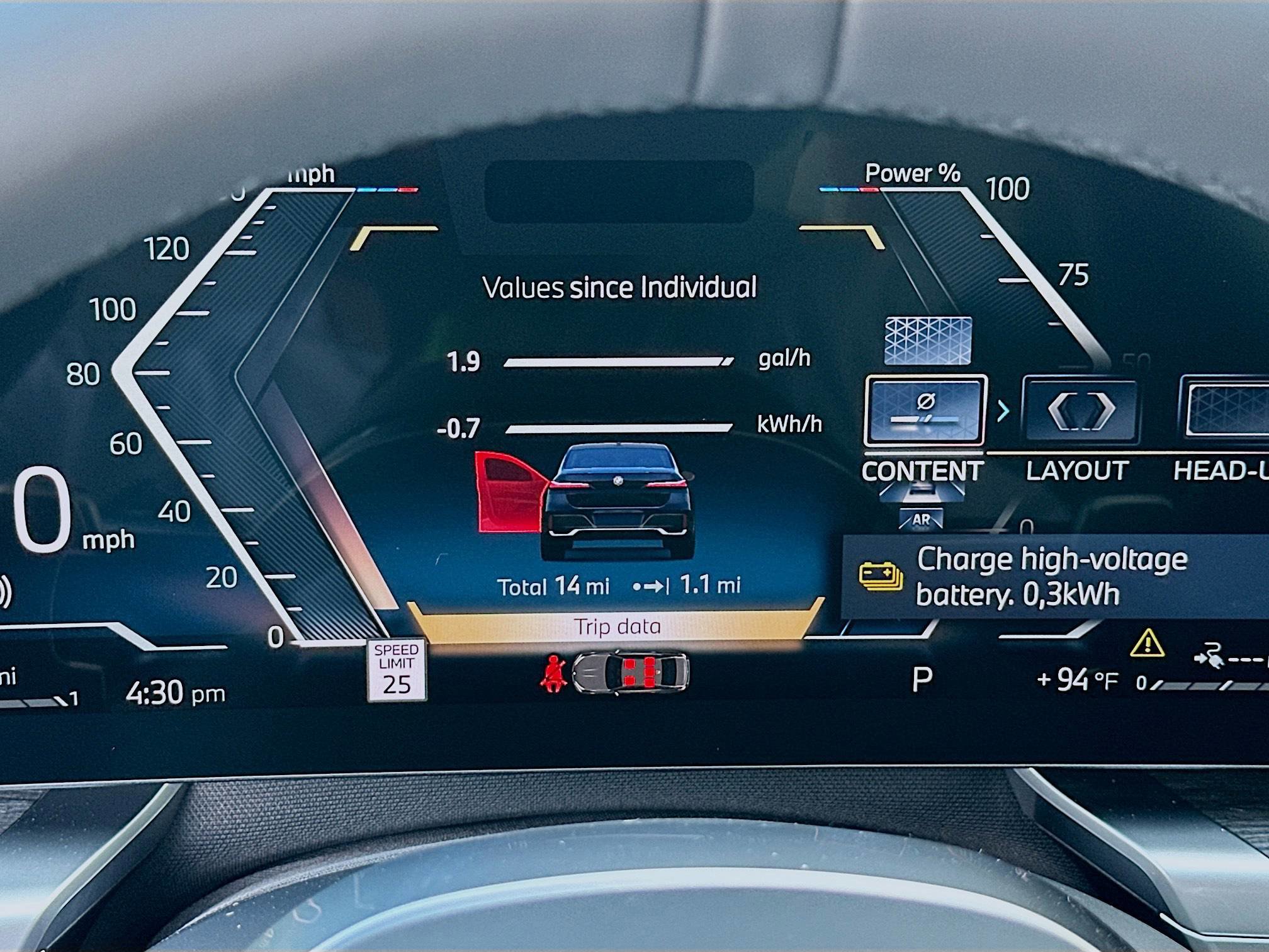 New 2026 BMW 750e xDrive image 9