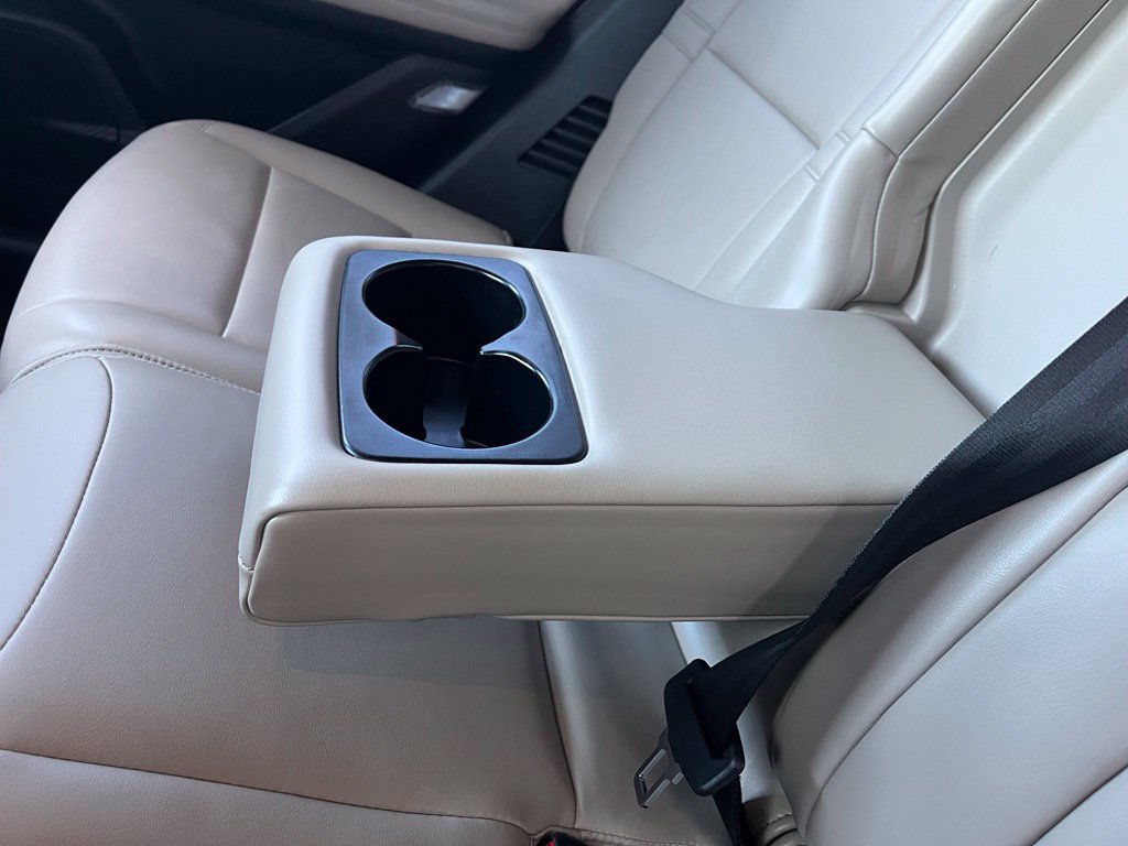 Used 2025 Lincoln Corsair AWD image 15