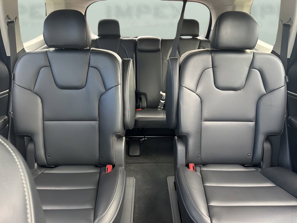 Used 2025 Kia Telluride S image 12