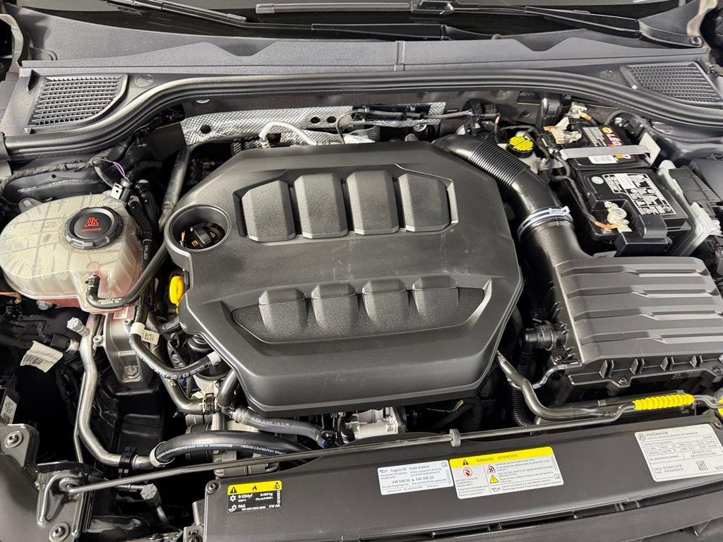 Used 2024 Volkswagen GTI SE w/ SE Leather Seats Package image 34