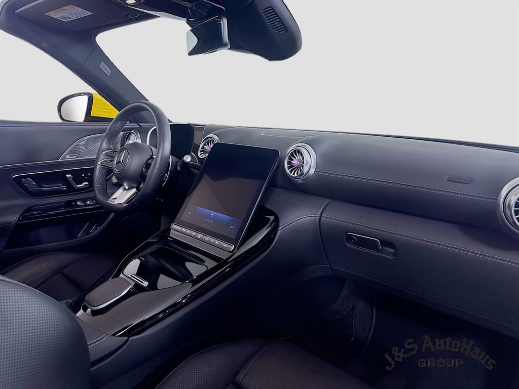 Used 2023 Mercedes-Benz SL 43 AMG w/ Loaded Compartment Package image 34
