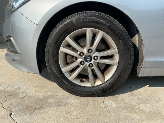 Used 2016 Hyundai Sonata SE FWD image 29