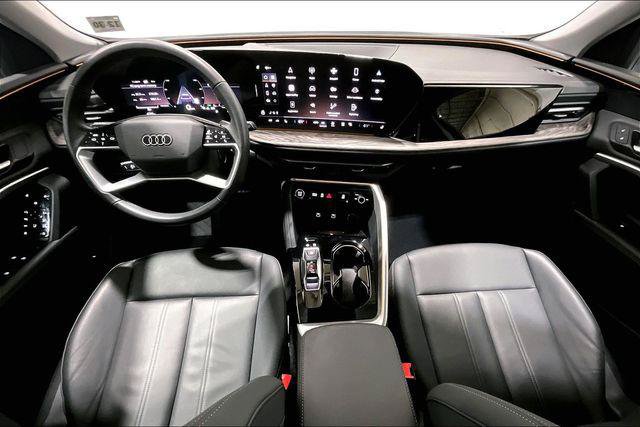 Certified 2025 Audi Q5 Premium w/ Convenience Package AWD/4WD image 8