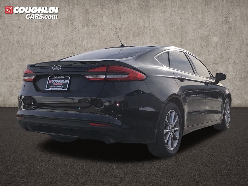 Used 2017 Ford Fusion SE image 8