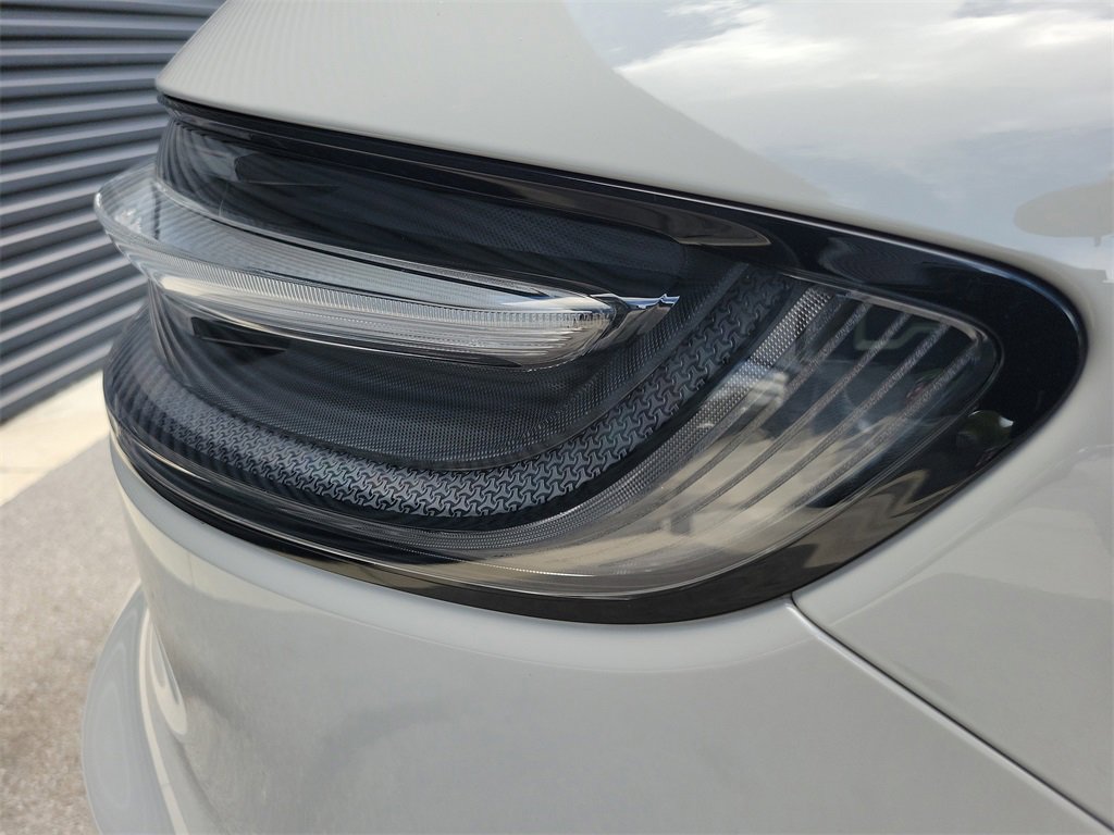 New 2026 Porsche Macan GTS image 16