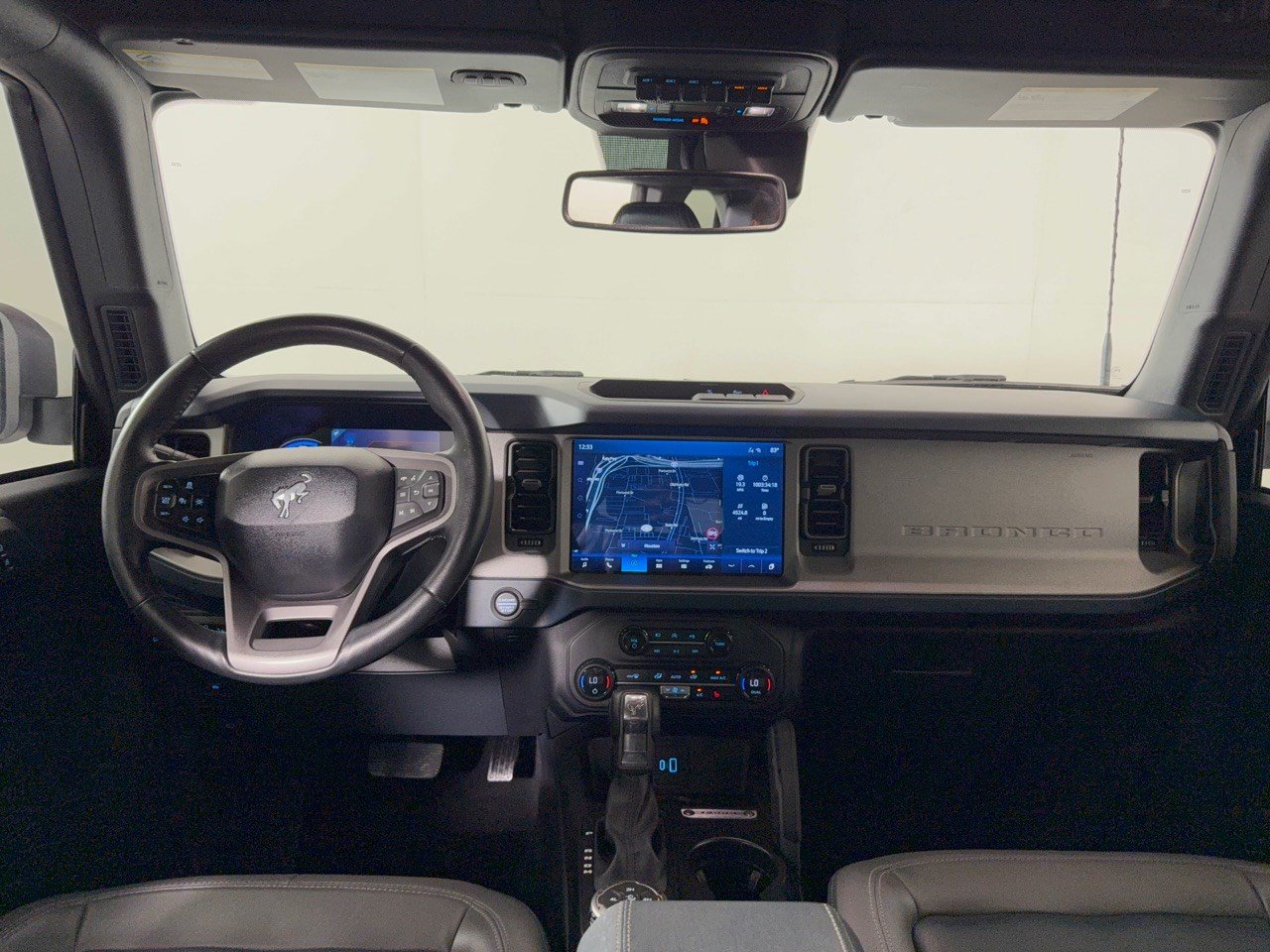 Used 2024 Ford Bronco Outer Banks AWD/4WD image 17