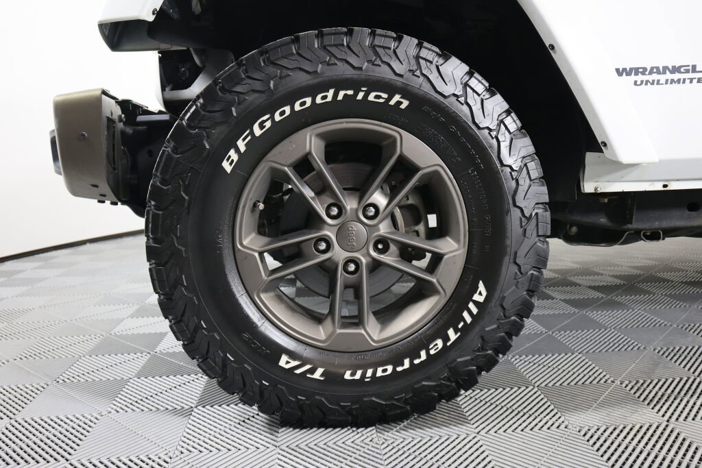 Used 2017 Jeep Wrangler 75th Anniversary image 9