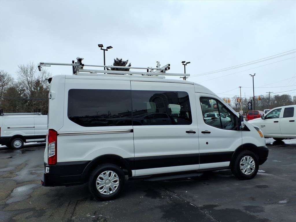 Used 2019 Ford Transit 150 XLT image 4