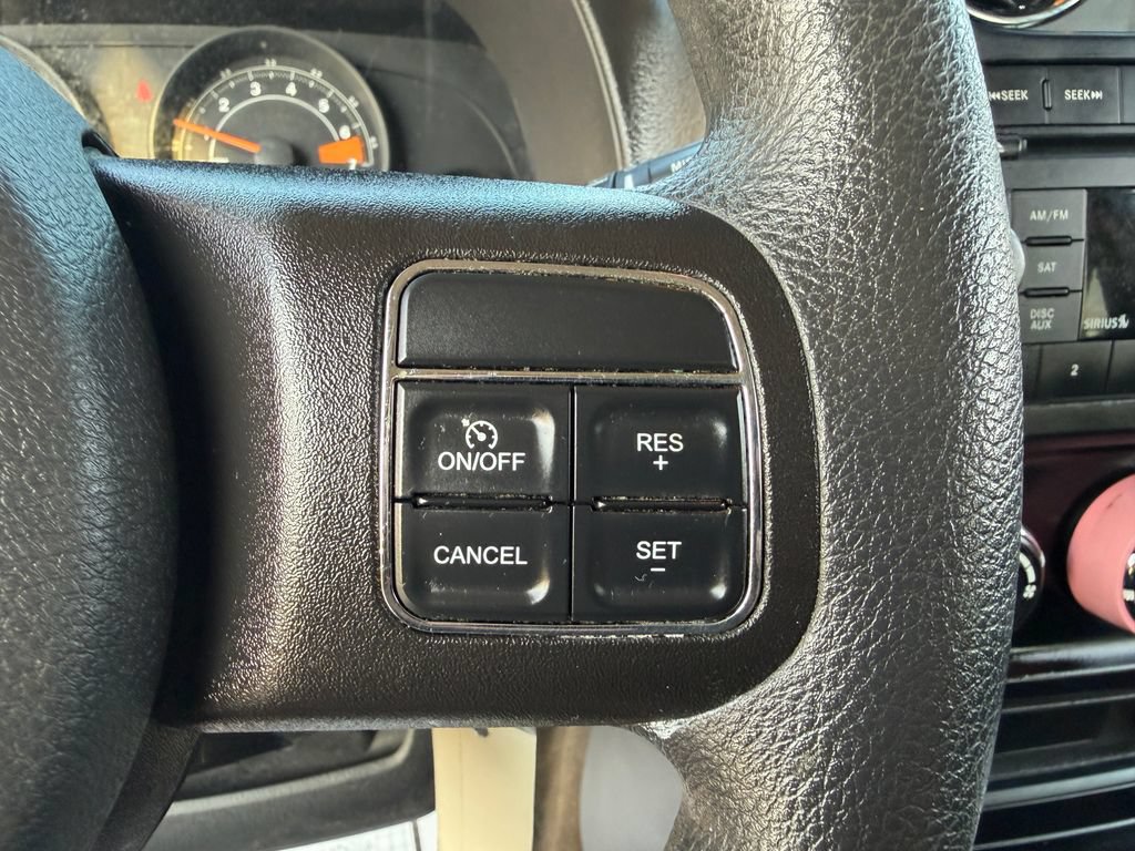 Used 2016 Jeep Patriot Sport w/ Power Value Group AWD/4WD image 7