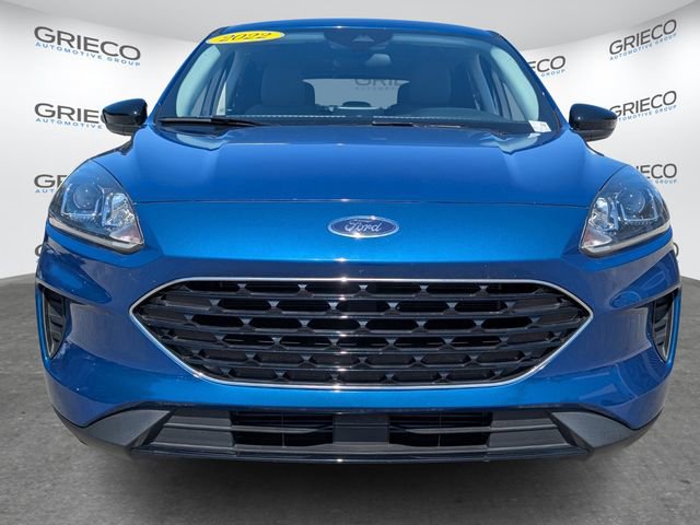 Used 2022 Ford Escape SE w/ SE Sport Appearance Package image 2
