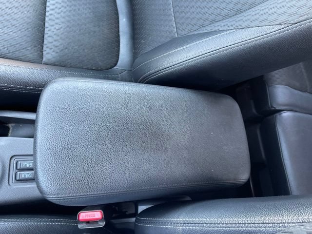 Used 2015 Mitsubishi Outlander SE FWD image 33