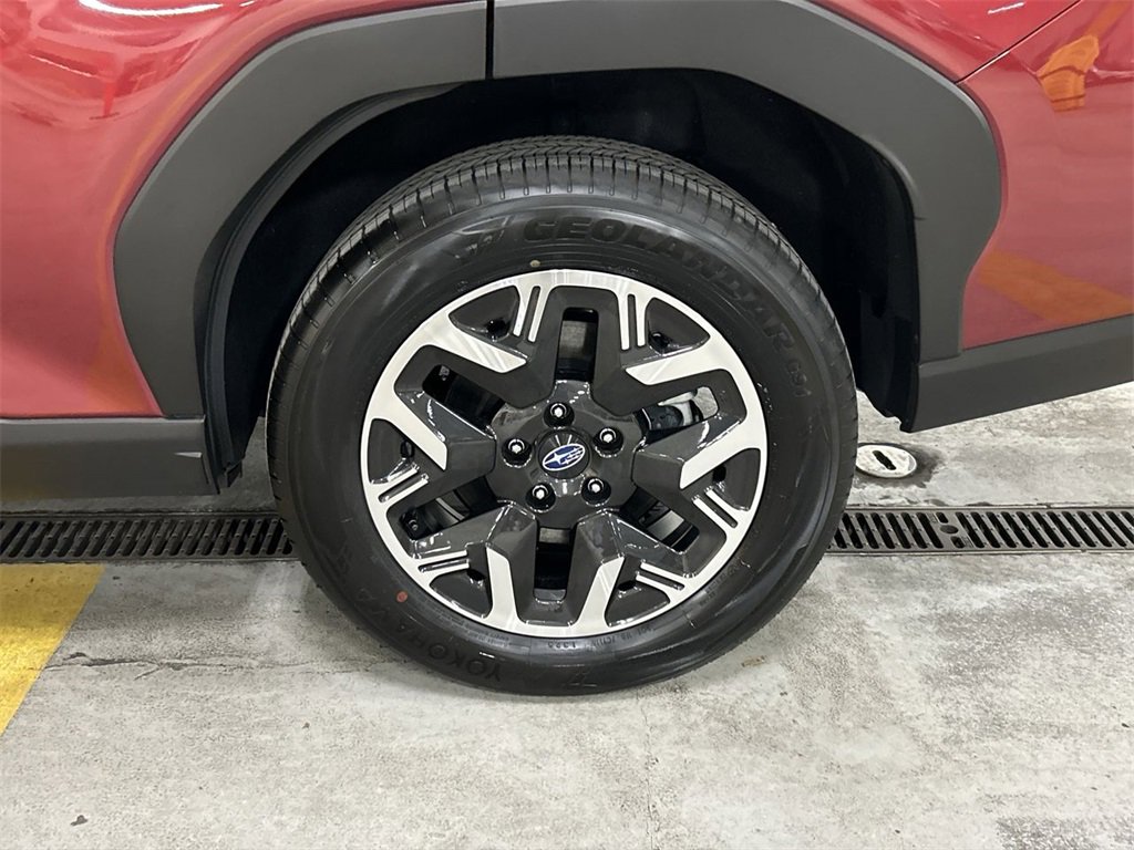Certified 2025 Subaru Forester Premium image 11