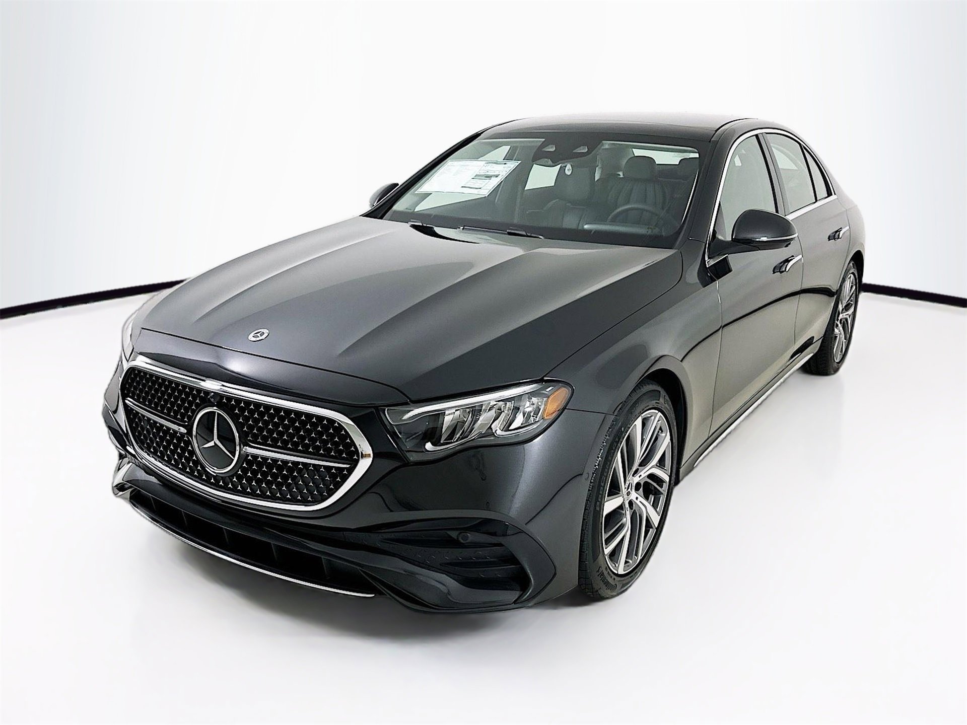 New 2026 Mercedes-Benz E 350 4MATIC Sedan image 3