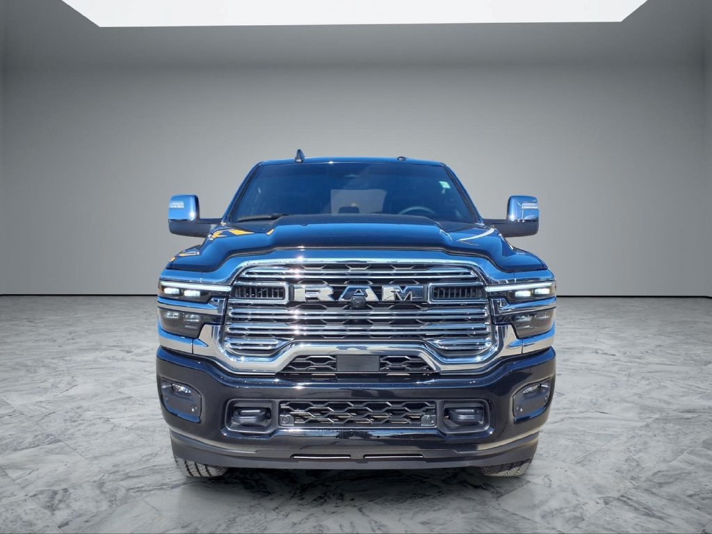 Used 2026 RAM 2500 Laramie AWD/4WD image 2