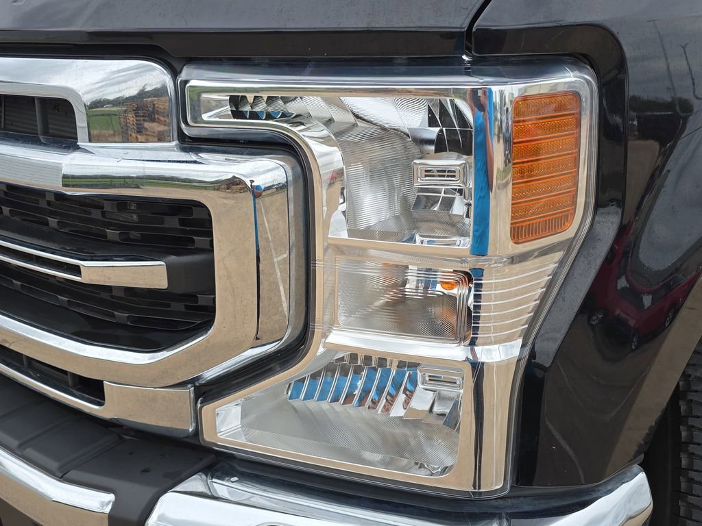 Used 2022 Ford F250 Lariat w/ Lariat Ultimate Package image 28