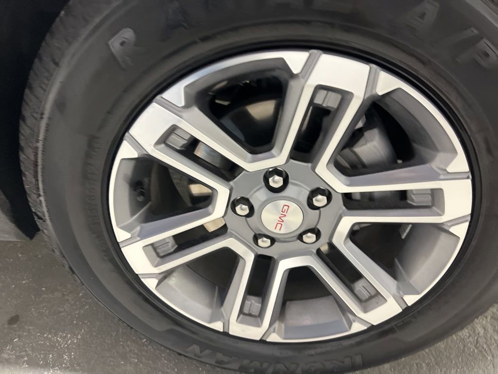 Used 2025 GMC Terrain Elevation image 42