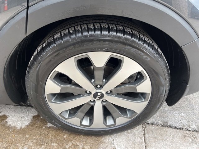 Used 2021 Kia Telluride EX w/ EX Premium Package image 28