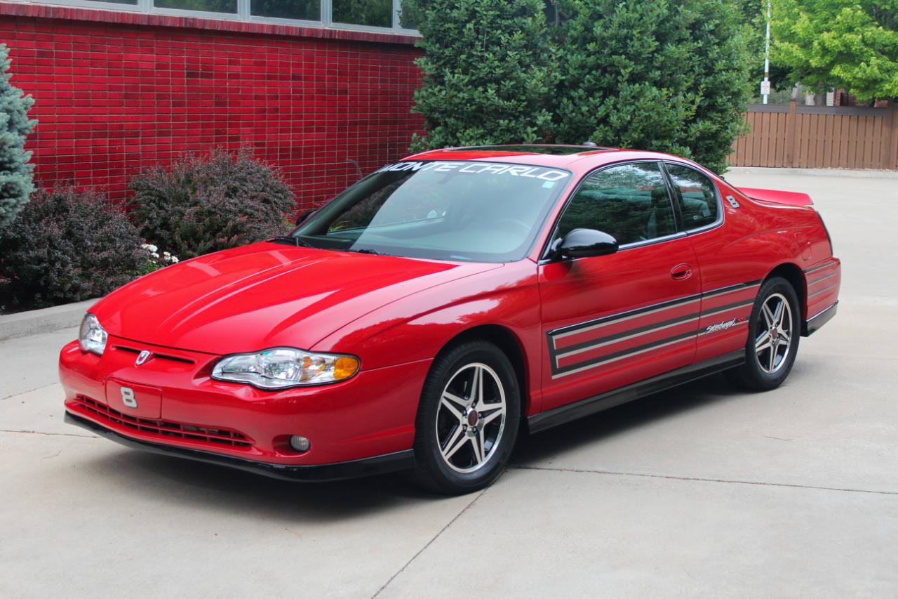 Used 2004 Chevrolet Monte Carlo SS w/ Dale Earnhardt Jr. Package FWD image 11