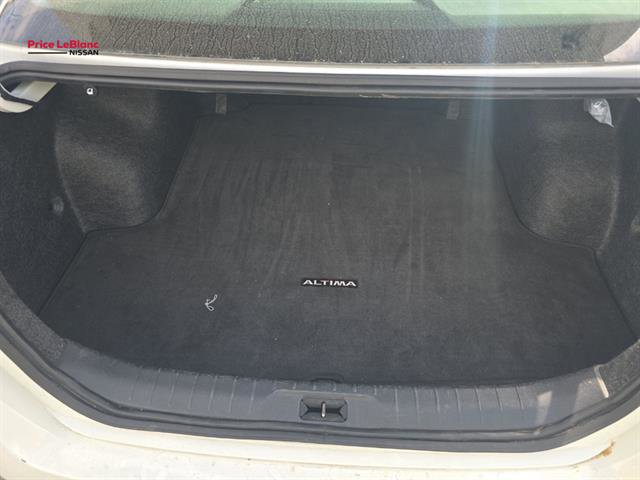 Used 2025 Nissan Altima 2.5 SV FWD image 33