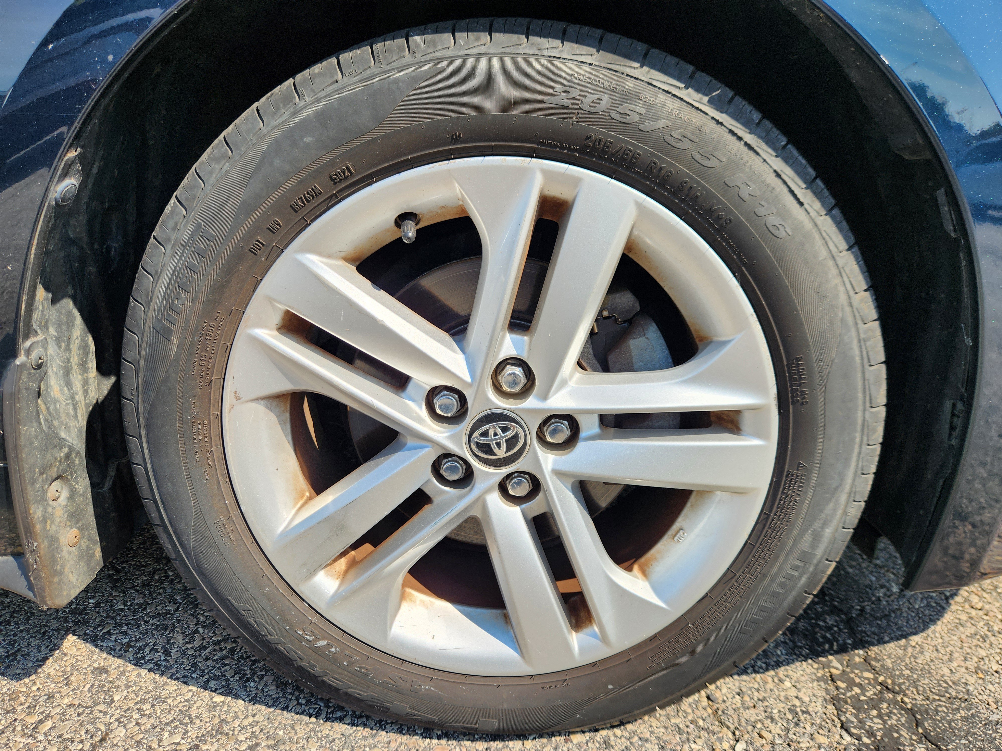 Used 2019 Toyota Corolla SE w/ SE Option Package FWD image 19