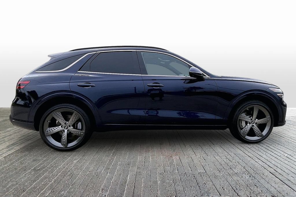 Used 2024 Genesis GV70 2.5T w/ Sport Prestige Package AWD/4WD image 8