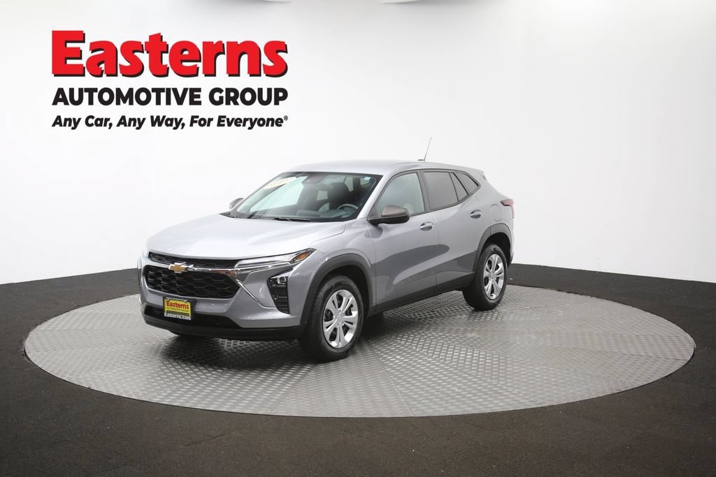 Used 2024 Chevrolet Trax LS FWD image 54