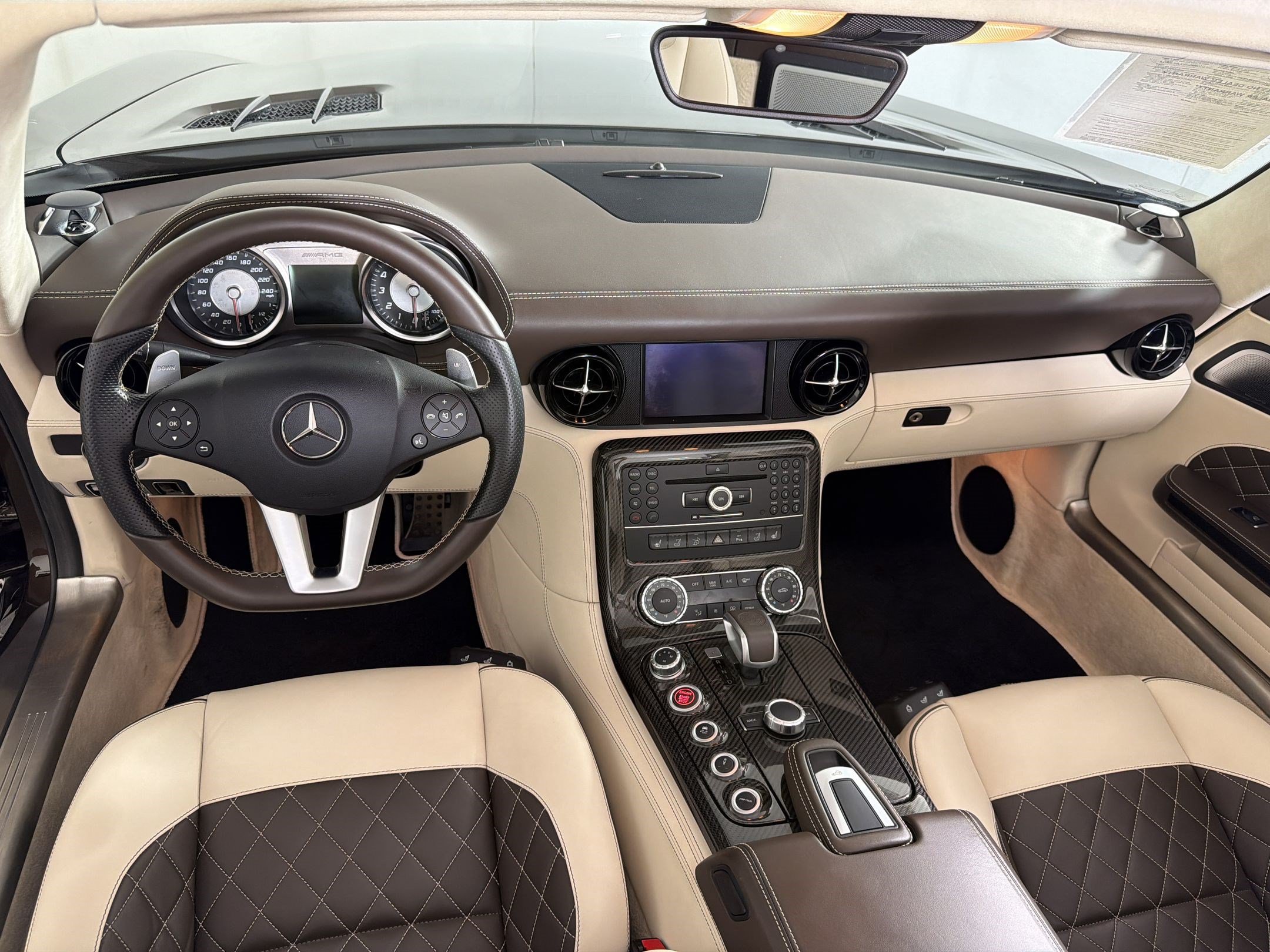 Used 2013 Mercedes-Benz SLS AMG GT Roadster image 26