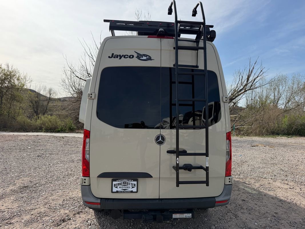 Used 2021 Mercedes-Benz Sprinter 2500 image 8