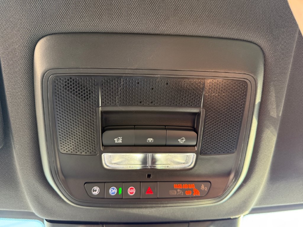 New 2026 Chevrolet Equinox EV LT FWD image 22
