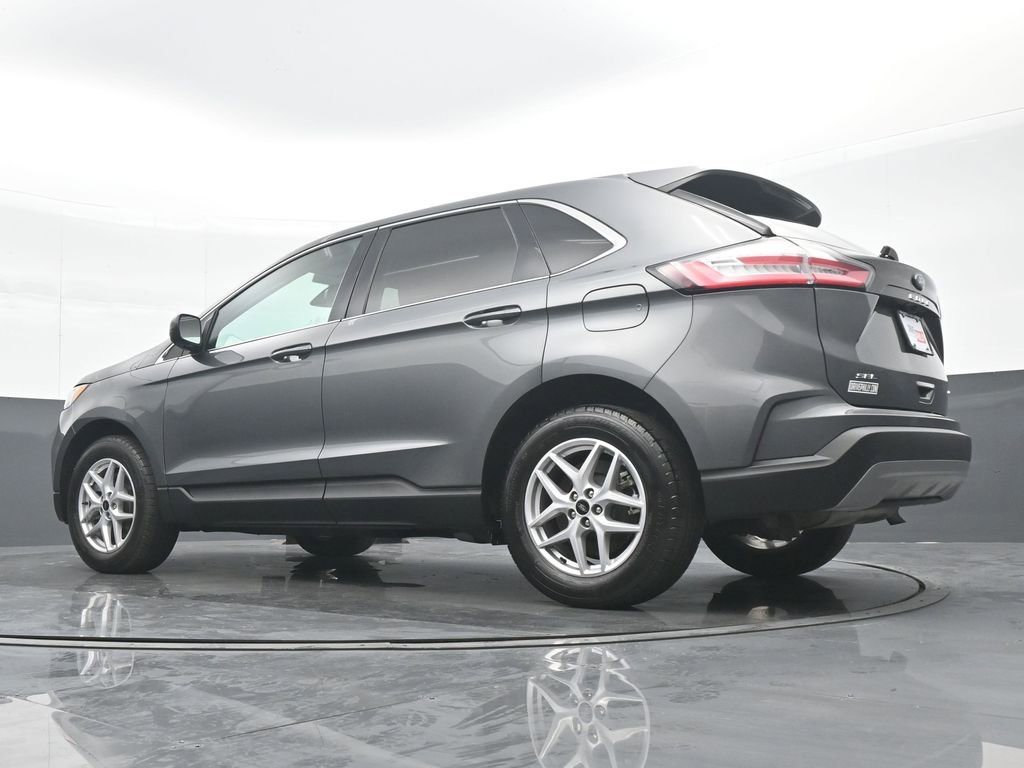 Used 2023 Ford Edge SEL w/ Convenience Package image 29