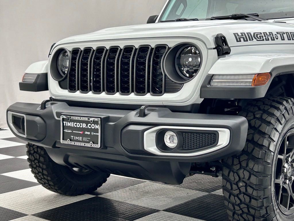 New 2025 Jeep Gladiator Sport image 5