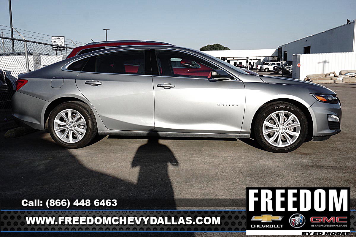 Used 2025 Chevrolet Malibu LT FWD image 5