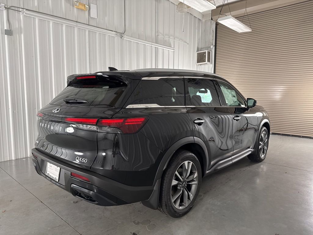 Certified 2025 INFINITI QX60 Luxe w/ Vision Package image 21