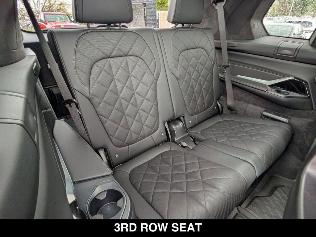 Certified 2023 BMW X7 xDrive40i w/ M Sport Package AWD/4WD image 29