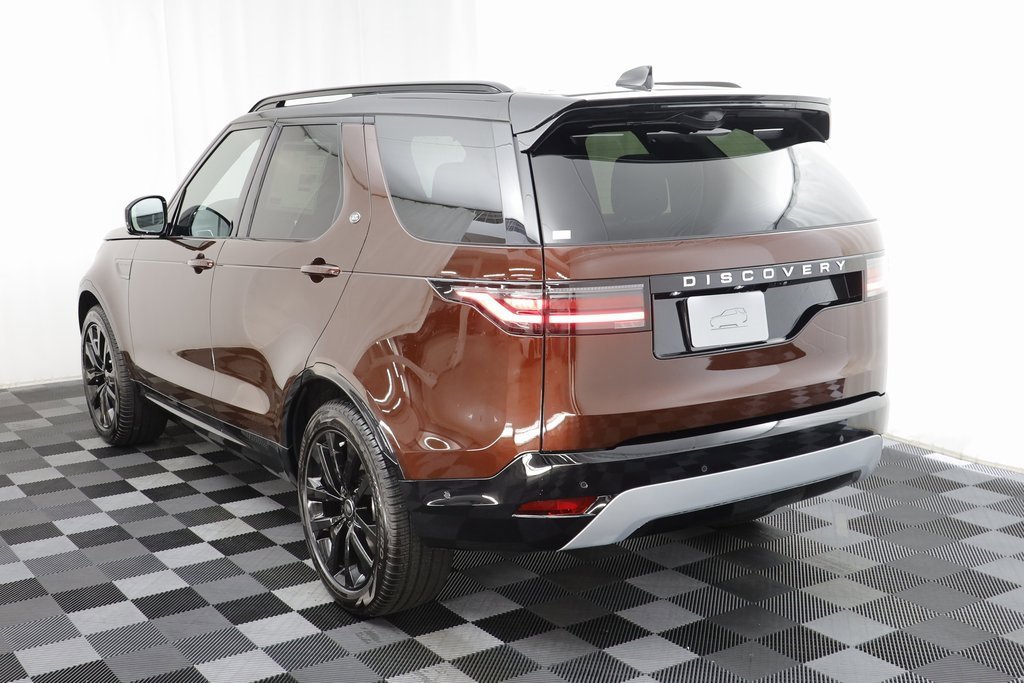 New 2026 Land Rover Discovery Limited Edition image 17