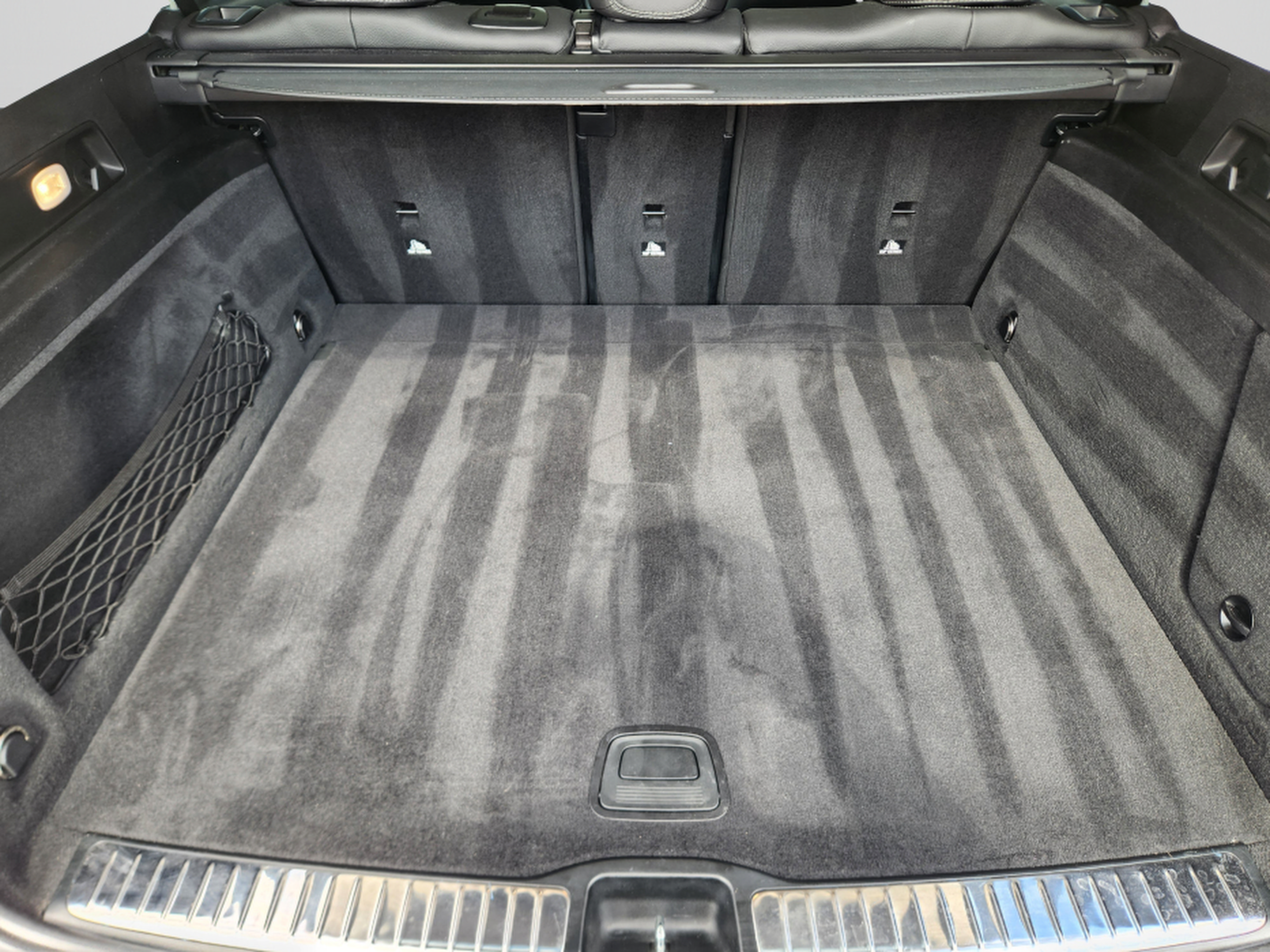 Used 2024 Mercedes-Benz GLE 350 4MATIC w/ Winter Package image 31