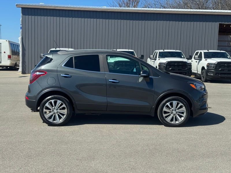 Used 2017 Buick Encore Preferred image 2
