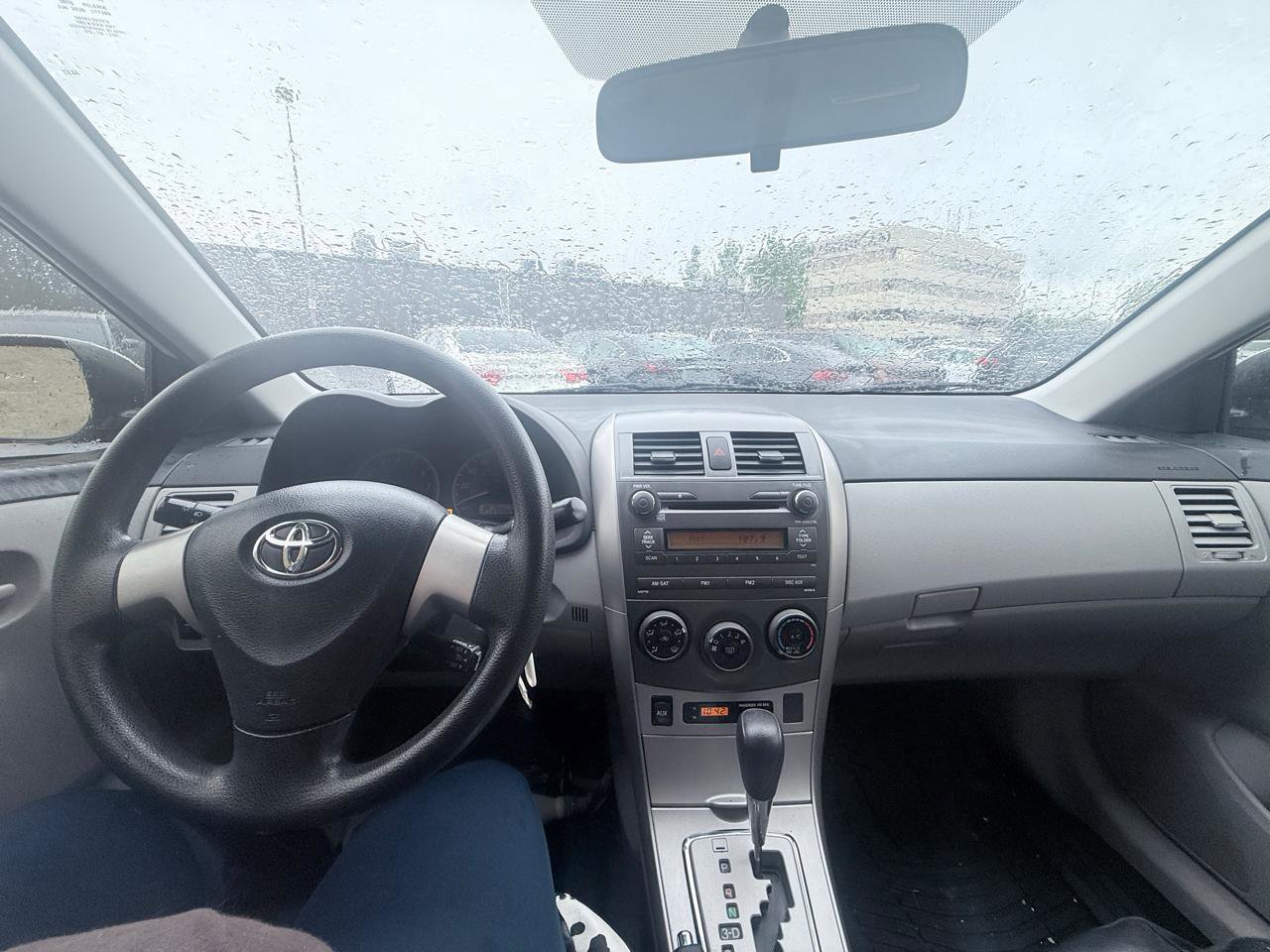 Used 2011 Toyota Corolla LE FWD image 16